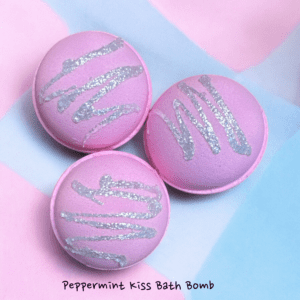 Peppermint Kiss Bath Bomb