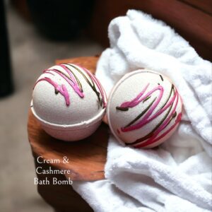 Cream & Cashmere Bath Bomb