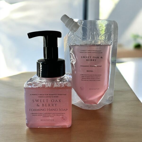 Sweet Oak & Berry Foaming Hand Soap - Image 4
